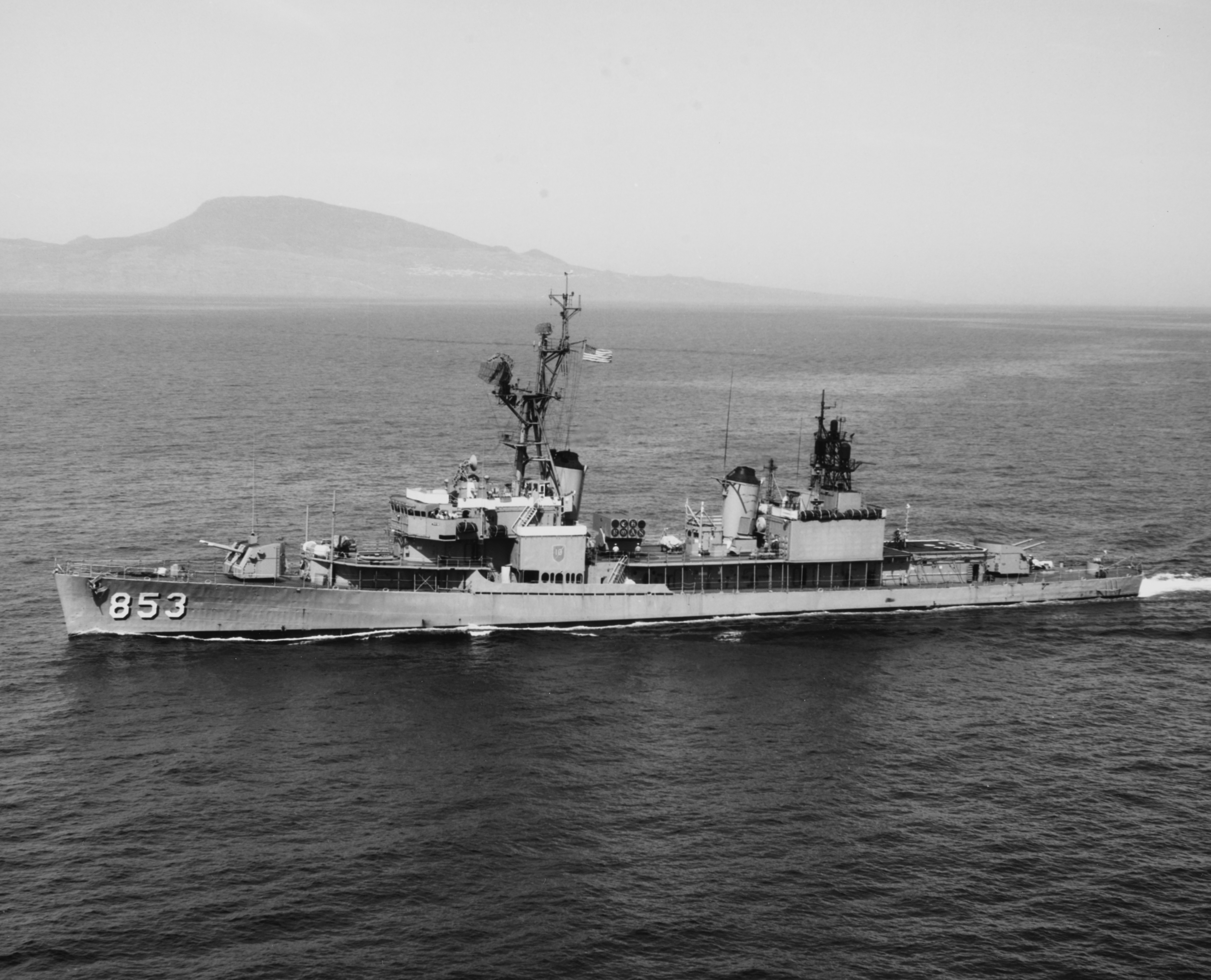 USS Charles H. Roan DD-853 — Underway in the Mediterranean Sea, 26 May 1967
